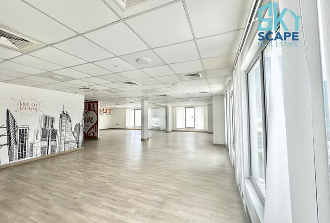 979837 - Property Image 2