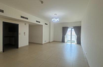 Apartment - 2 Bedrooms - 2 Bathrooms for rent in Al Juffair - Capital Governorate Apartment - 2 Bedrooms - 2 Bathrooms for rent in Al Juffair - Capital Governorate
