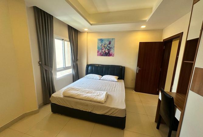 941034 - Property Image 2