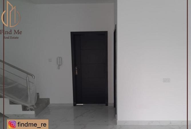 942821 - Property Image 2