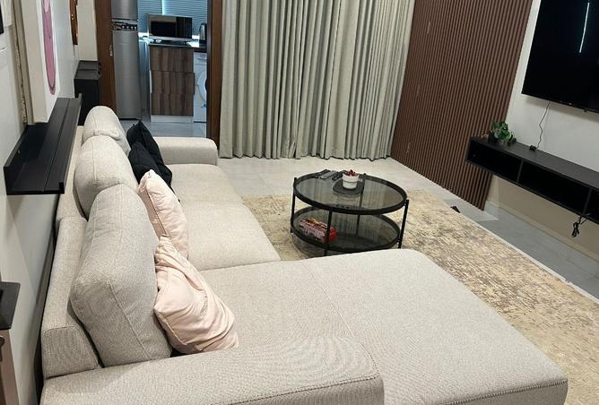 942970 - Property Image 2