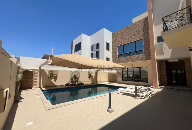 943235 - Property Image 2