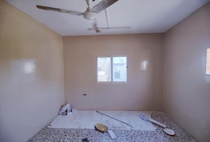 943417 - Property Main Image