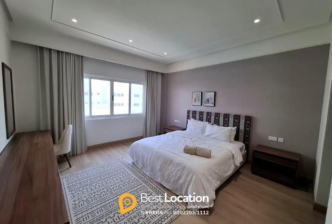 943704 - Property Image 2