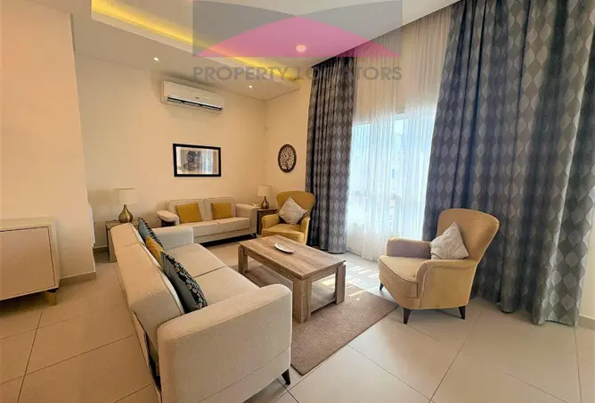 943915 - Property Image 2