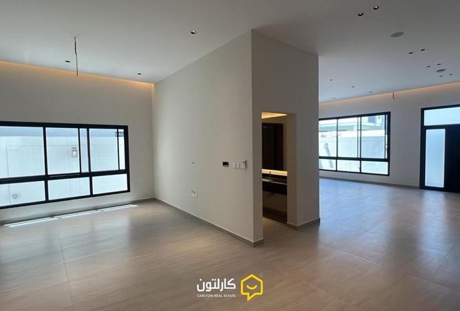 944647 - Property Main Image