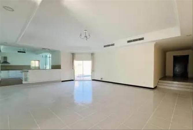 945206 - Property Image 2