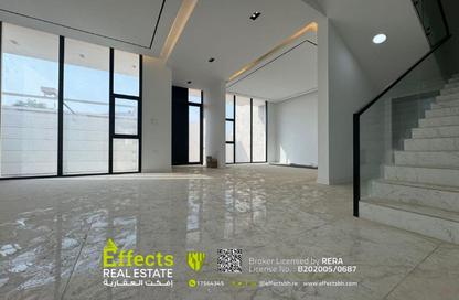 Villa - 4 Bedrooms - 6 Bathrooms for sale in Shakhura - Northern Governorate