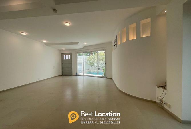 53432436 - Property Image 3