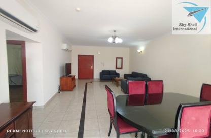 Apartment - 2 Bedrooms - 2 Bathrooms for rent in Al Juffair - Capital Governorate
