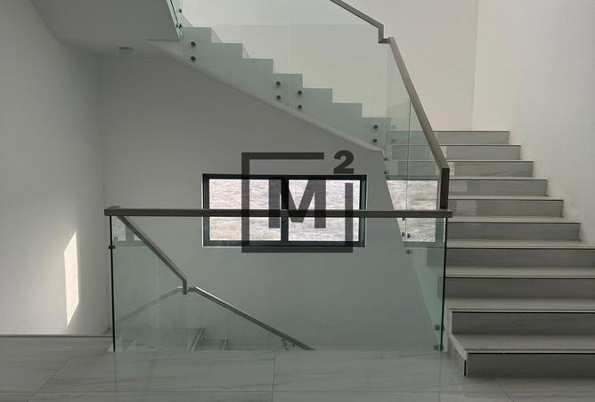 947641 - Property Image 2