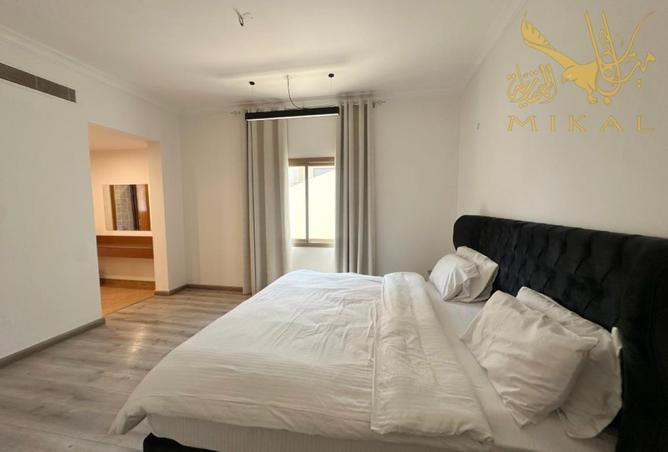 947733 - Property Image 2