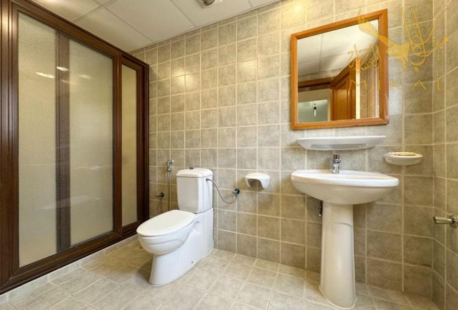 947733 - Property Image 3