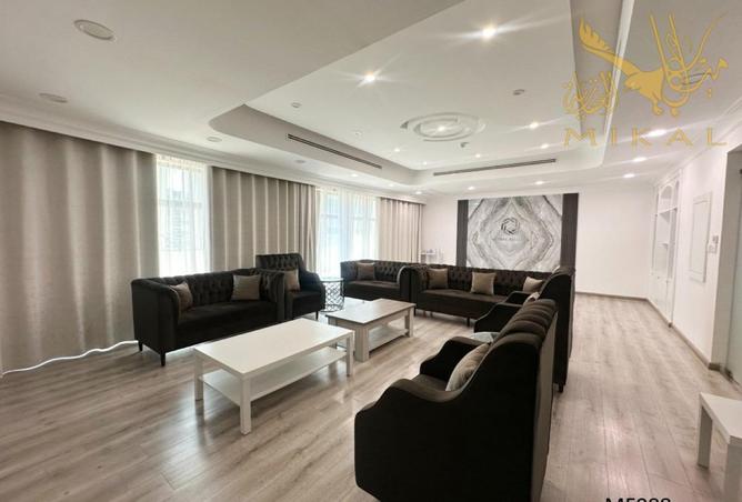 947733 - Property Main Image