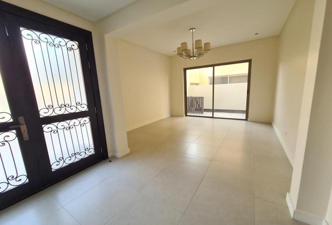 945376 - Property Image 2