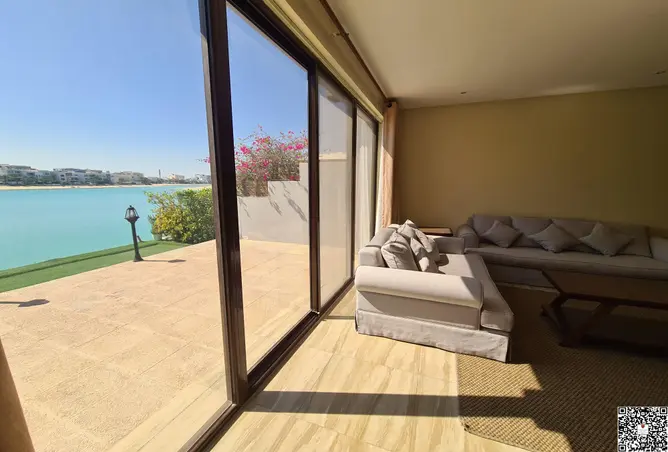806895 - Property Image 3