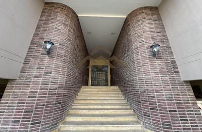 Apartment - 3 Bedrooms - 3 Bathrooms for sale in Sanad - Central Governorate