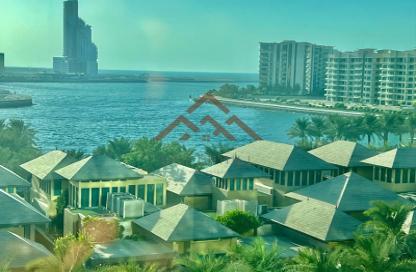 Apartment - 2 Bedrooms - 2 Bathrooms for rent in Reef Island - Capital Governorate