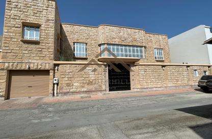 Villa - 7 Bedrooms - 7+ Bathrooms for sale in Arad - Muharraq Governorate