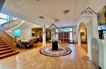 Villa - 5 Bedrooms - 7 Bathrooms for sale in Zinj - Manama - Capital Governorate