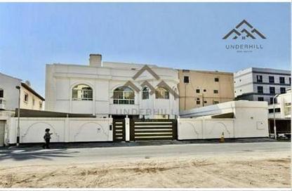 Villa - 5 Bedrooms - 7 Bathrooms for sale in Zinj - Manama - Capital Governorate