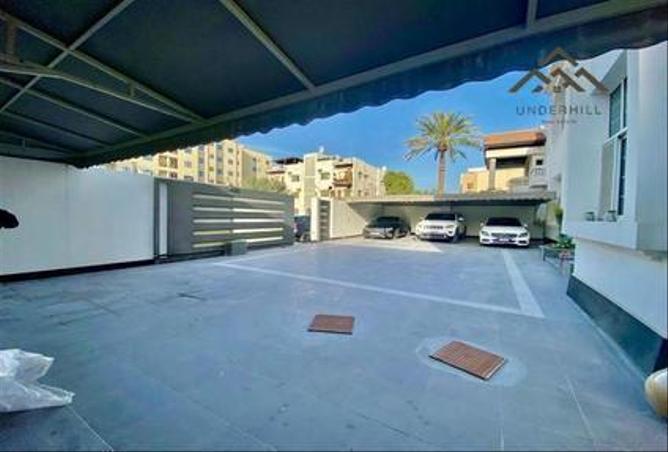 945598 - Property Main Image