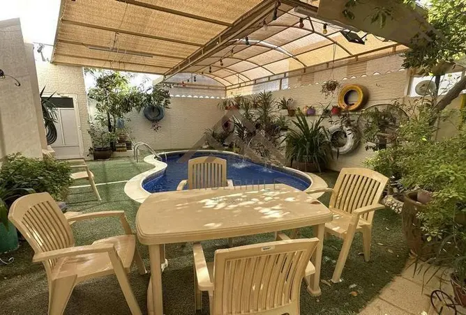 947214 - Property Image 2