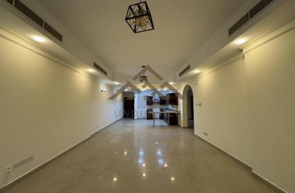 Apartment - 3 Bedrooms - 2 Bathrooms for rent in Exhibition Road - Hoora - Capital Governorate