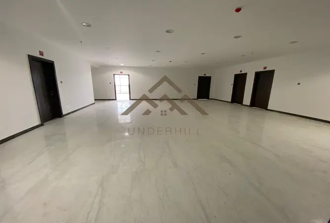 948392 - Property Image 2
