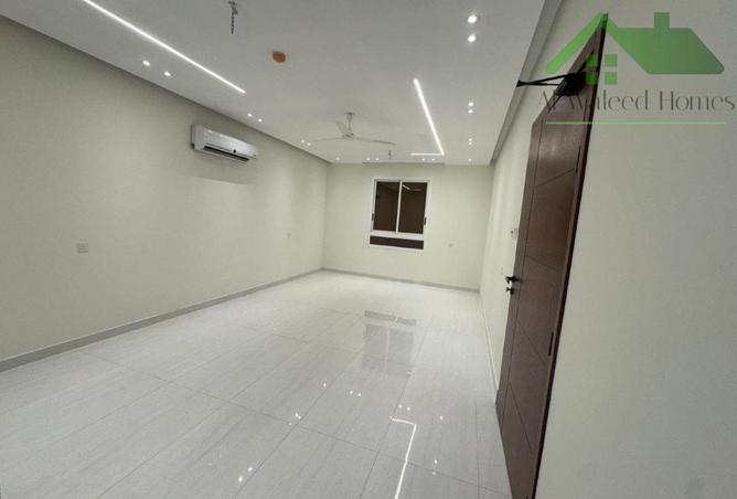 948519 - Property Image 3