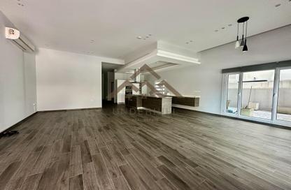 Apartment - 3 Bedrooms - 3 Bathrooms for rent in Tubli - Central Governorate