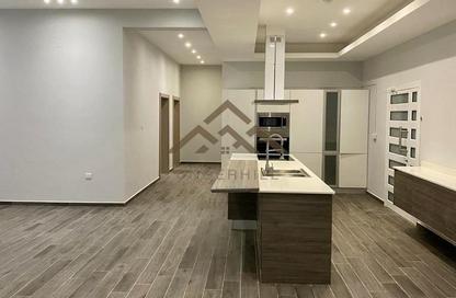 Apartment - 3 Bedrooms - 3 Bathrooms for rent in Tubli - Central Governorate