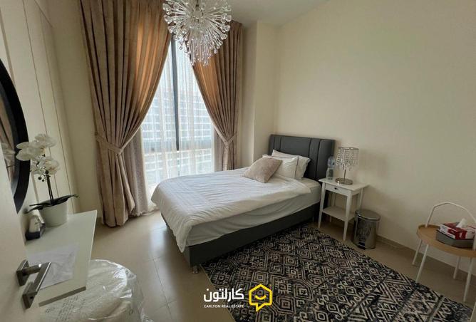 949582 - Property Main Image