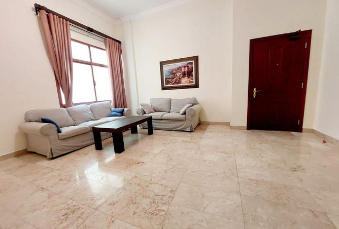 949930 - Property Image 3