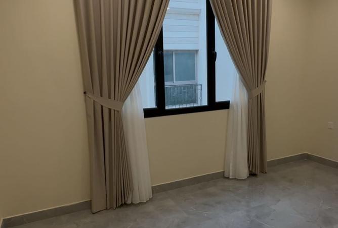 950032 - Property Image 3