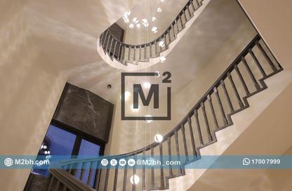 Villa - 6 Bedrooms - 7 Bathrooms for sale in Busaiteen - Muharraq Governorate