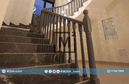 Villa - 6 Bedrooms - 7 Bathrooms for sale in Busaiteen - Muharraq Governorate