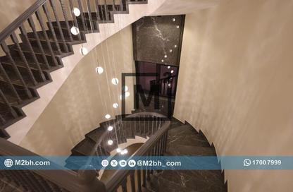 Villa - 6 Bedrooms - 7 Bathrooms for sale in Busaiteen - Muharraq Governorate