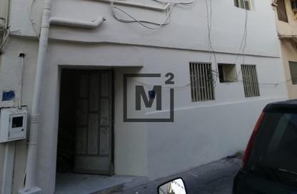 Whole Building - 7+ Bedrooms - 6 Bathrooms for sale in Muharraq - Muharraq Governorate