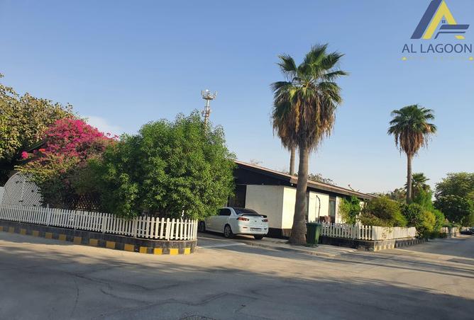 952319 - Property Image 3