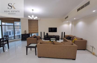 Apartment - 3 Bedrooms - 5 Bathrooms for rent in Seef - Capital Governorate