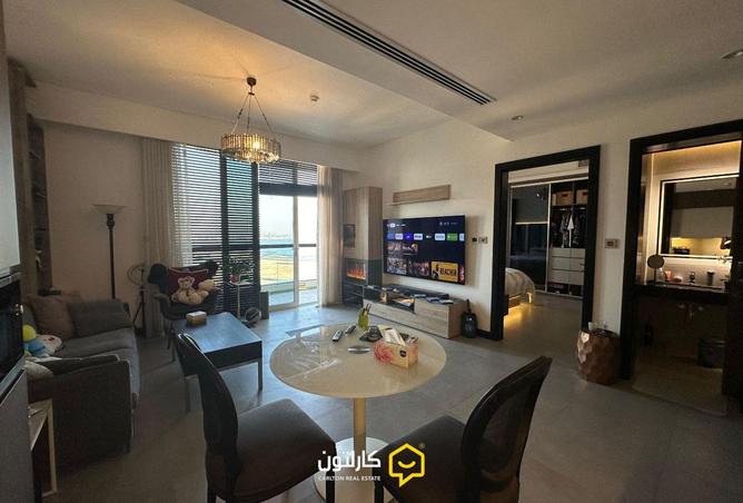 951430 - Property Image 3