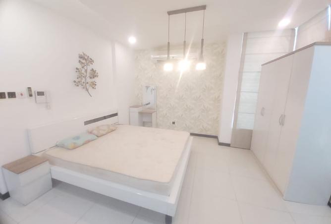 951688 - Property Image 2