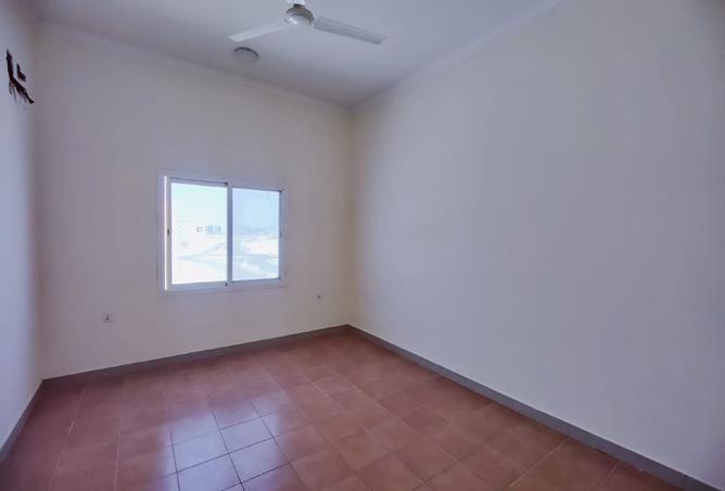 951800 - Property Image 2