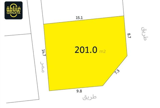 956488 - Property Image 2