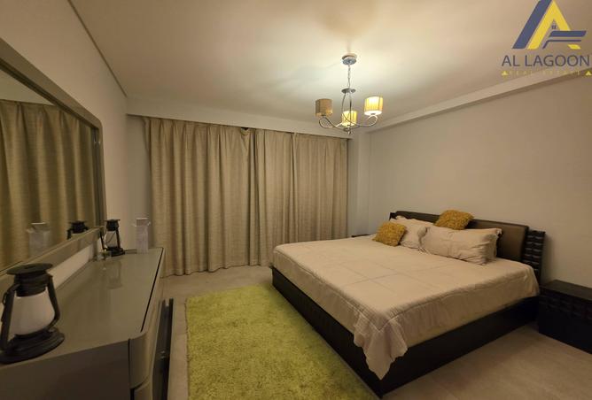 952260 - Property Image 2