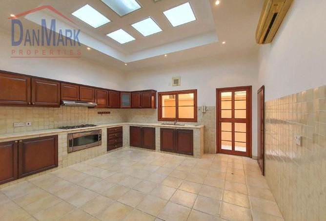 953175 - Property Image 2