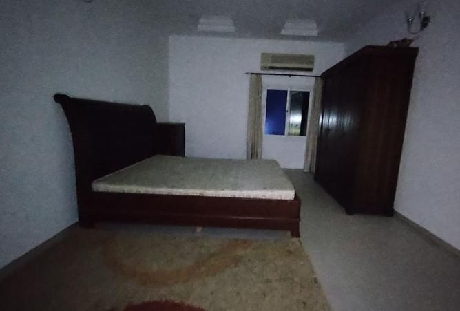 952850 - Property Image 2