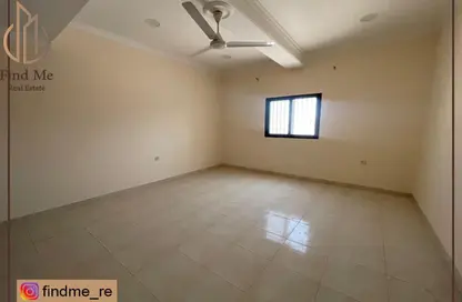 شقة - 2 غرف نوم - 2 حمامات للايجار في عالي - المحافظة الوسطى