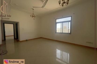 Apartment - 2 Bedrooms - 2 Bathrooms for rent in Bu Ashira - Capital Governorate